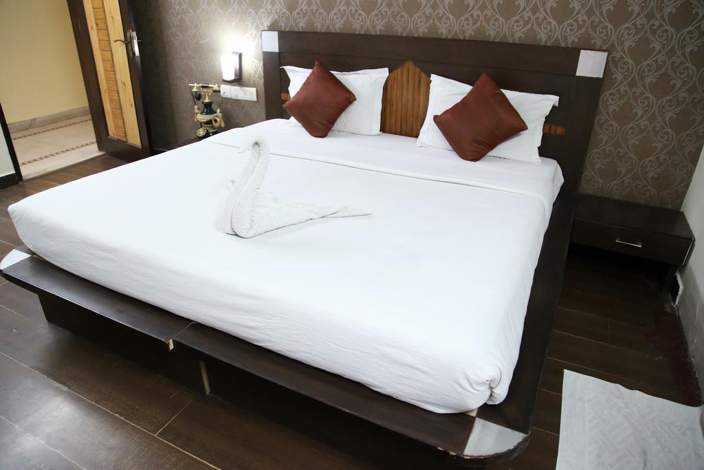 Hotel Ananda เดลี ห้อง รูปภาพ