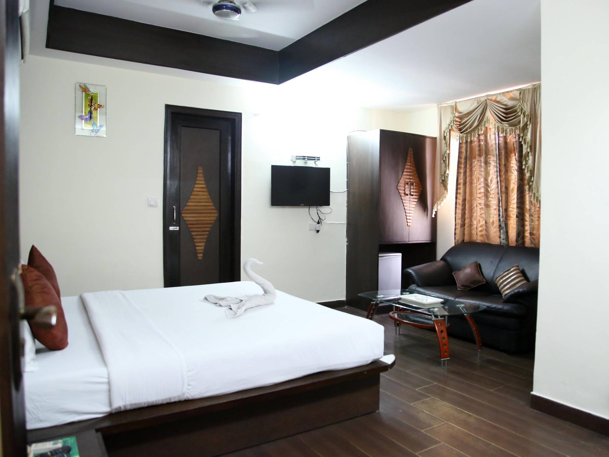 Hotel Ananda เดลี ภายนอก รูปภาพ